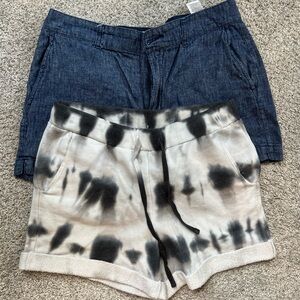 Two-pack of Women's Shorts